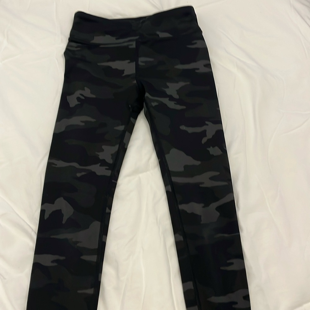 Girls athleta leggings